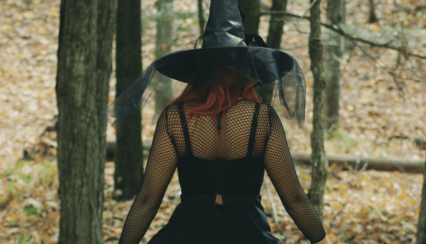 Jak nosit gotickou mikinu každý den? - Castle Gothic