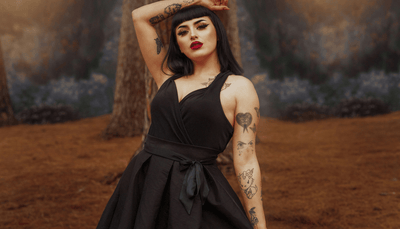 Dámské gotické mikiny – pohodlí v temném stylu